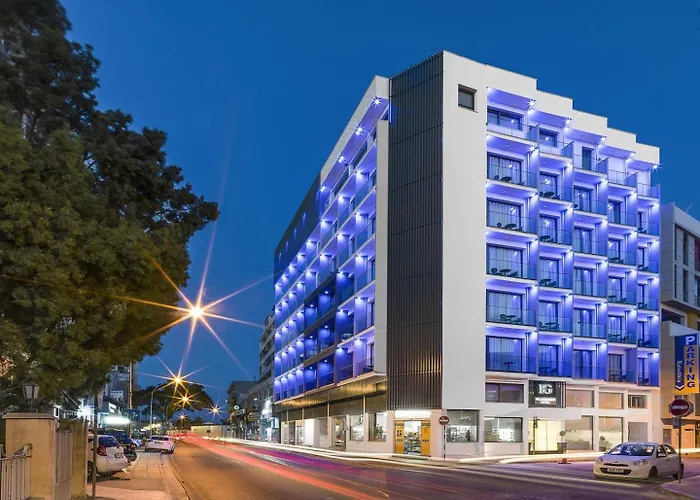 Hotel with view: Frangiorgio Hotel